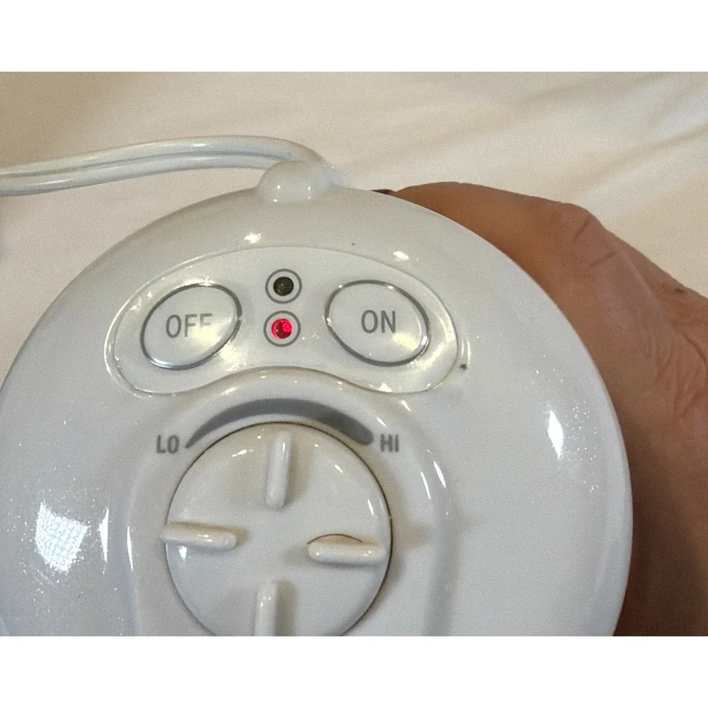 Conair Heated Hot Lotion Dispenser Warmer Body Hand Baby‎ HLD20P Pearlized